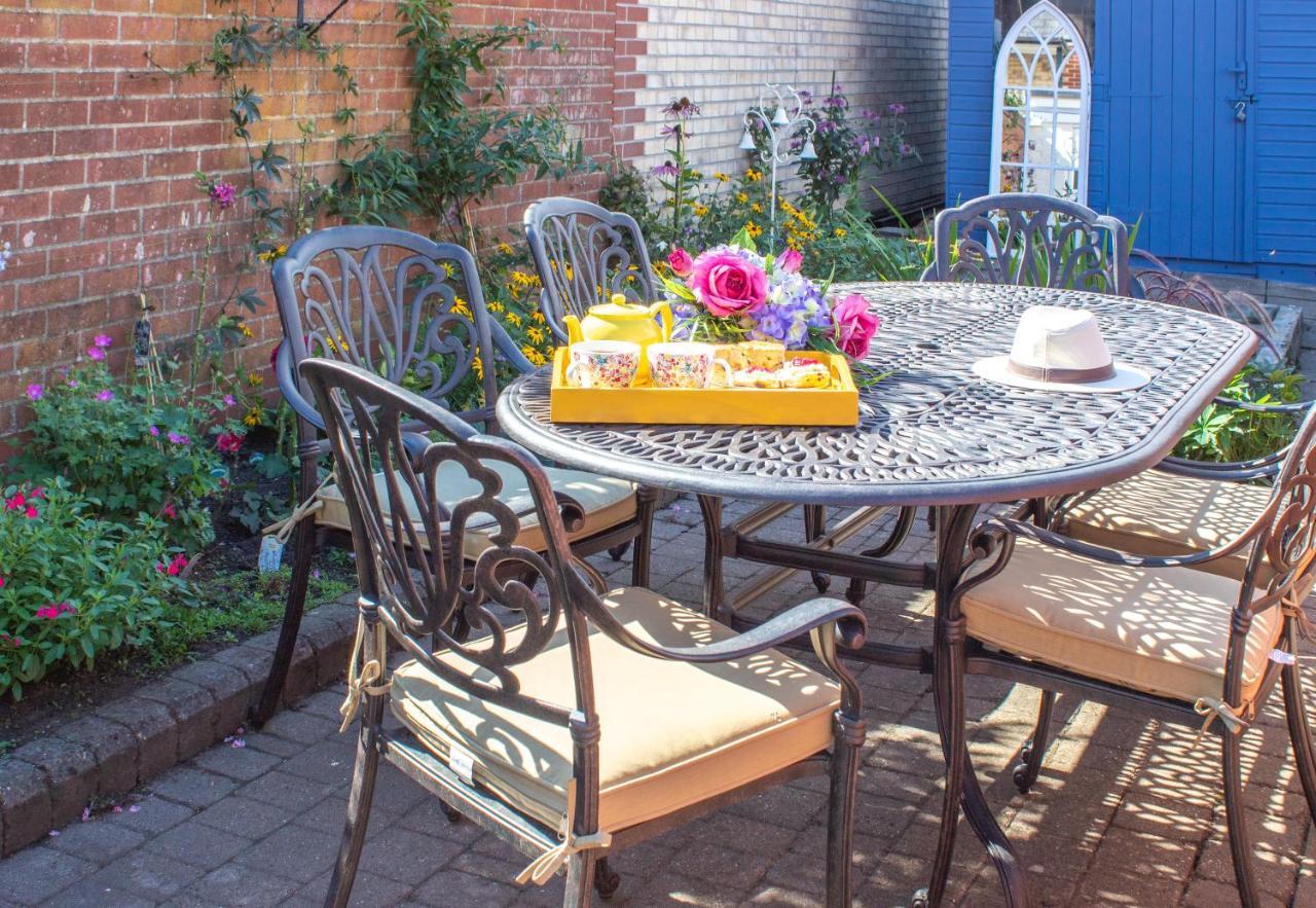 Вилла Stylish Town Centre House With Garden And Parking Opposite Bury St. Edmunds Экстерьер фото