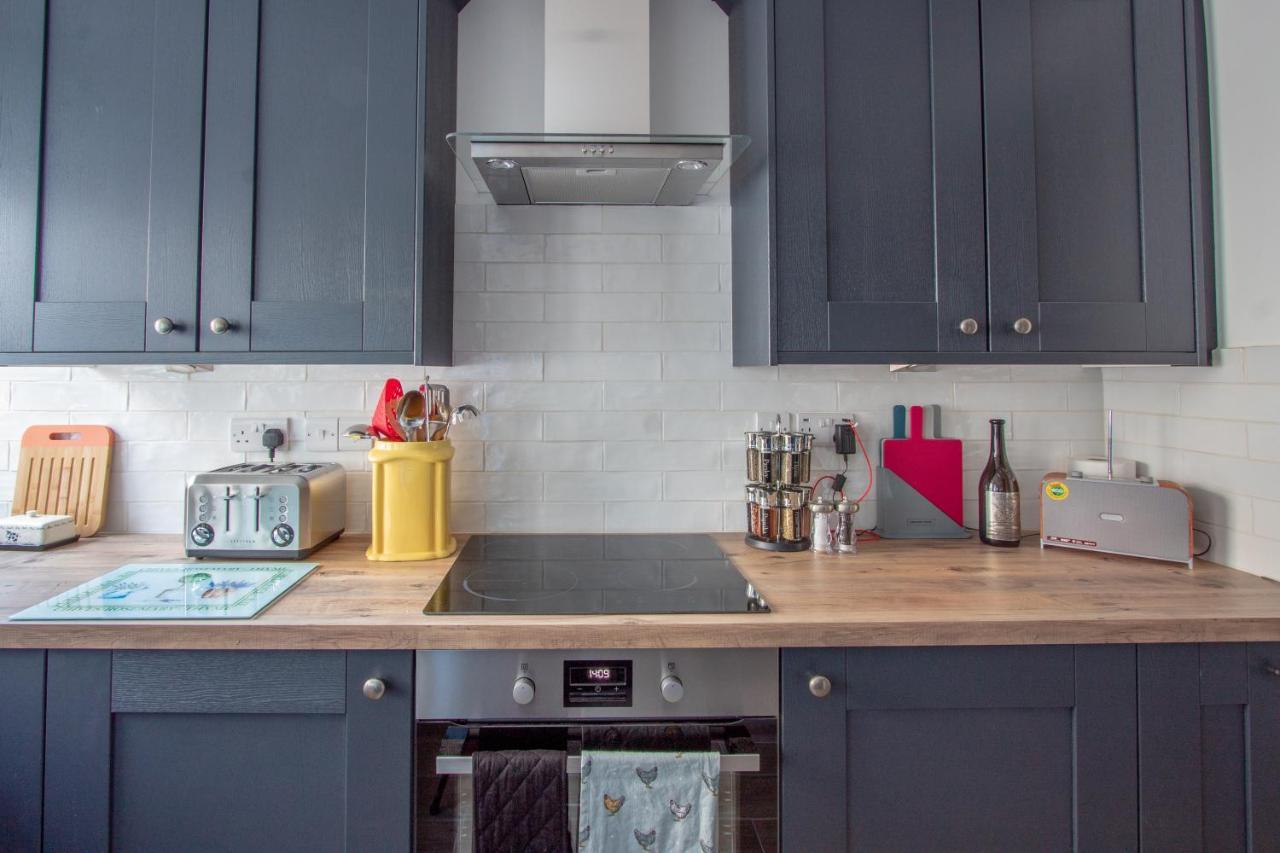 Вилла Stylish Town Centre House With Garden And Parking Opposite Bury St. Edmunds Экстерьер фото