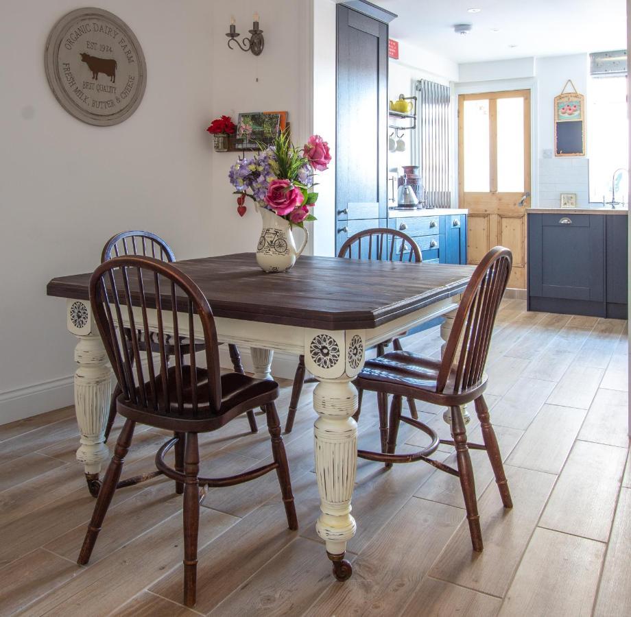 Вилла Stylish Town Centre House With Garden And Parking Opposite Bury St. Edmunds Экстерьер фото
